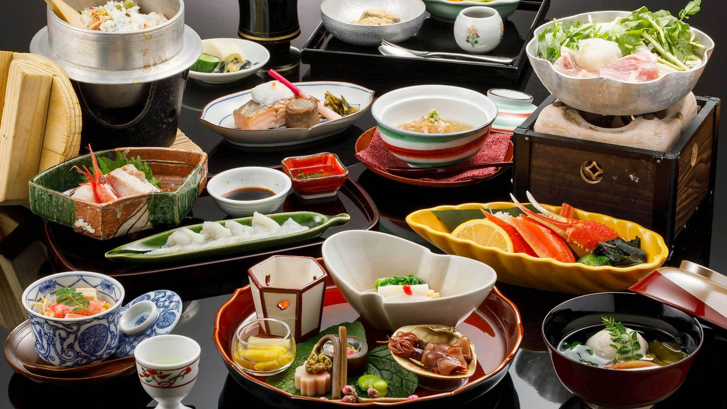 本館の金澤懐石