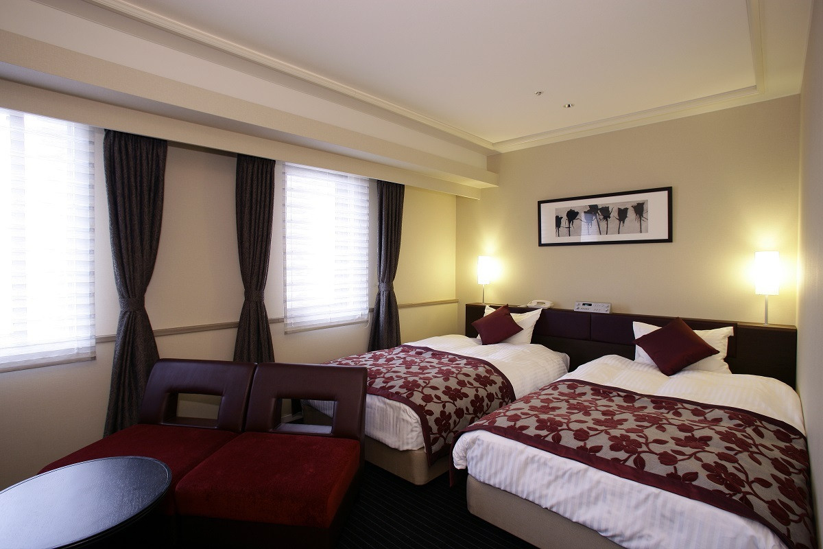 6. 日本庭園を見ながらお食事デートを♪「アートホテル上越」3509973