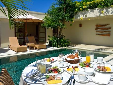 ジ・ウザテラス ビーチクラブヴィラズ / 1