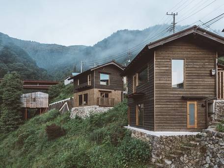 NIPPONIA 小菅 源流の村 崖の家 / 2