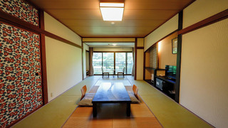 和室　共用バスルーム