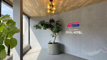 内部エントランス / 2