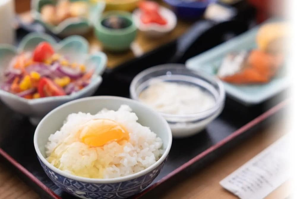朝食