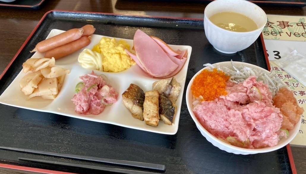 朝食バイキング 盛り付け例 / 2