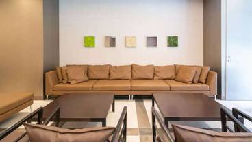 ロビー応接スペース / 3