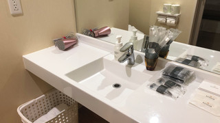 ラグジュアリー スタジオスイート ベッド (複数台) 禁煙 冷蔵庫 & 電子レンジ