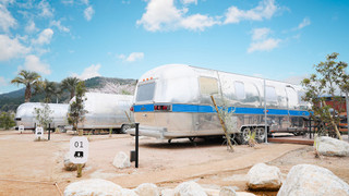 キャンピングカー