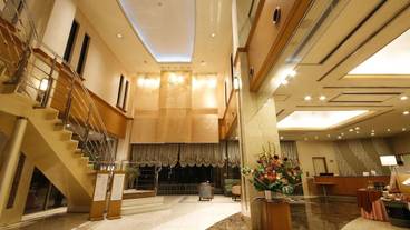 内部エントランス / 2