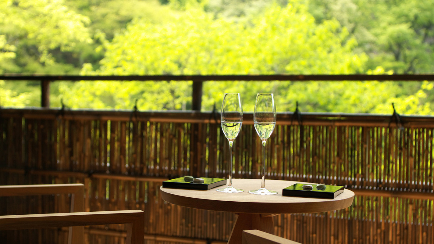 ウェルカムドリンクと和三盆