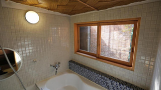 ツインルーム 共用バスルーム 禁煙