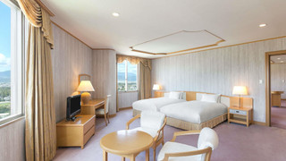 デラックス スイート ベッド (複数台)