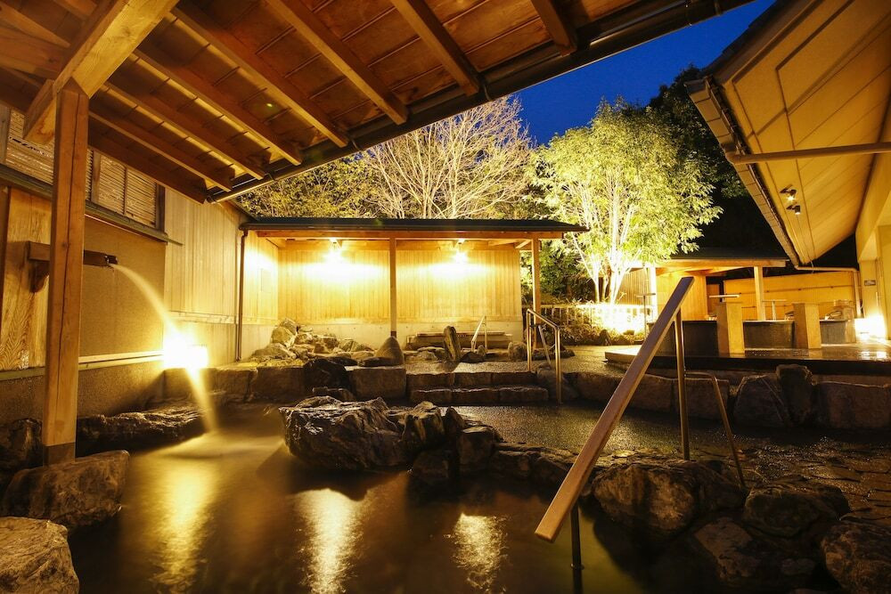 男性用大浴場　外の宮　うたせ露天　だんないよ風呂（珠光の湯）