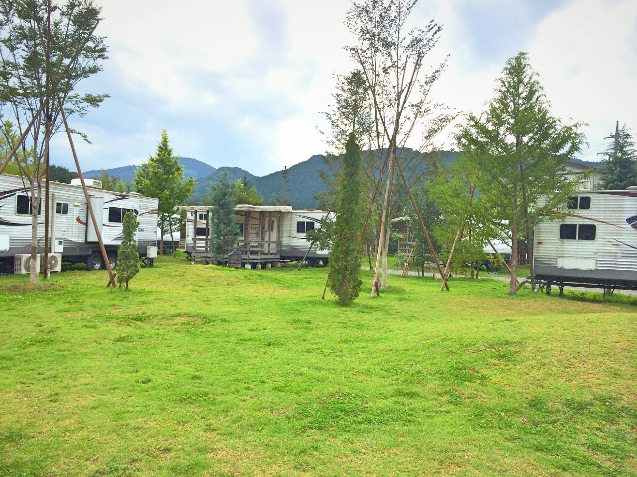 6.アメリカンなキャンプが楽しめる「フォレストサンズ長瀞」3536729