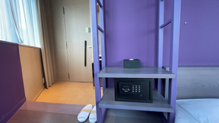 [パープル] コーナールーム 禁煙