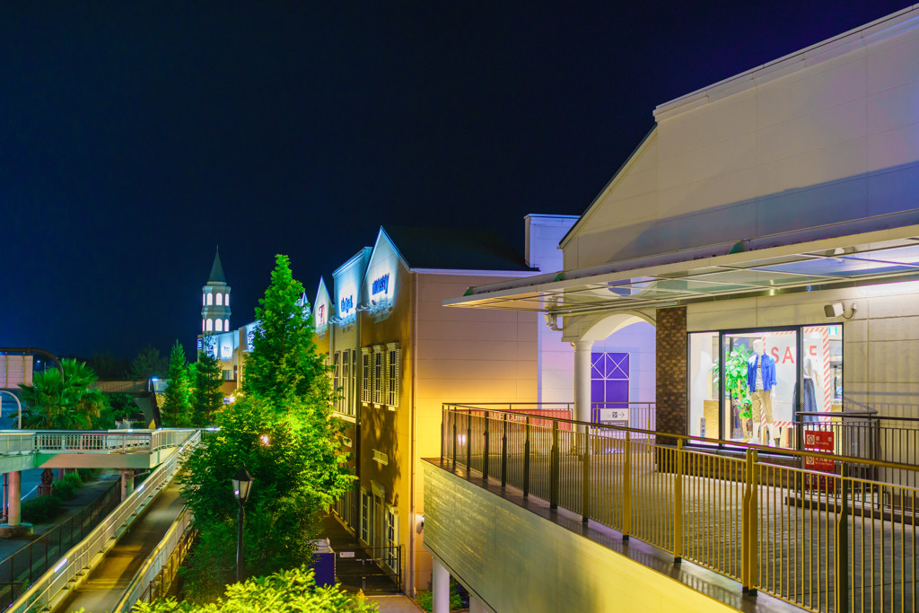 送迎バスを利用して宿泊前後にショッピングもできちゃう4233893