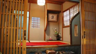 内部エントランス / 2