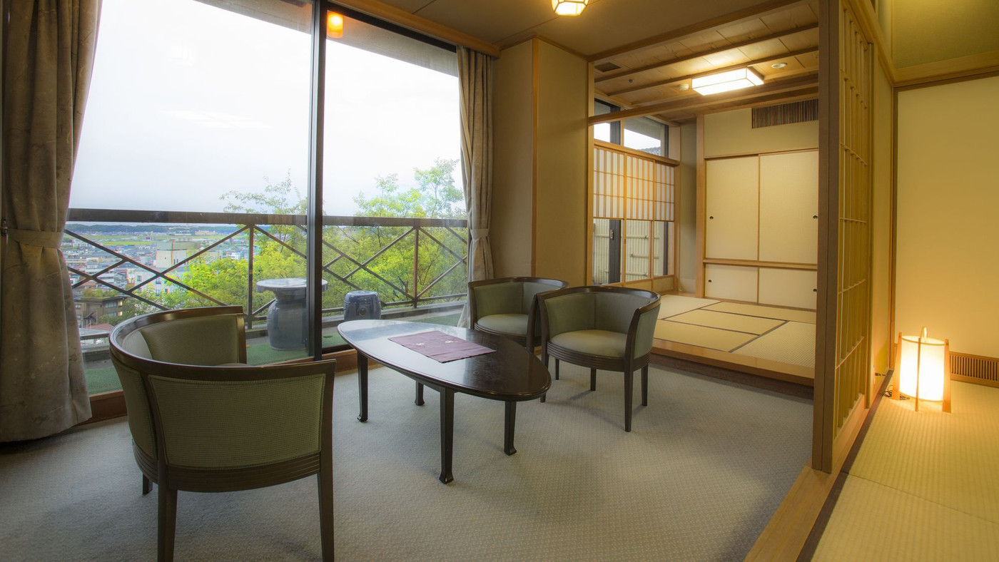 バラエティに富んだ、全17室の温泉付き客室を備えた旅館3486249