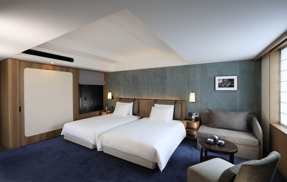 国際通り沿いで便利!ドライとスチームの2種類のサウナを満喫3995502