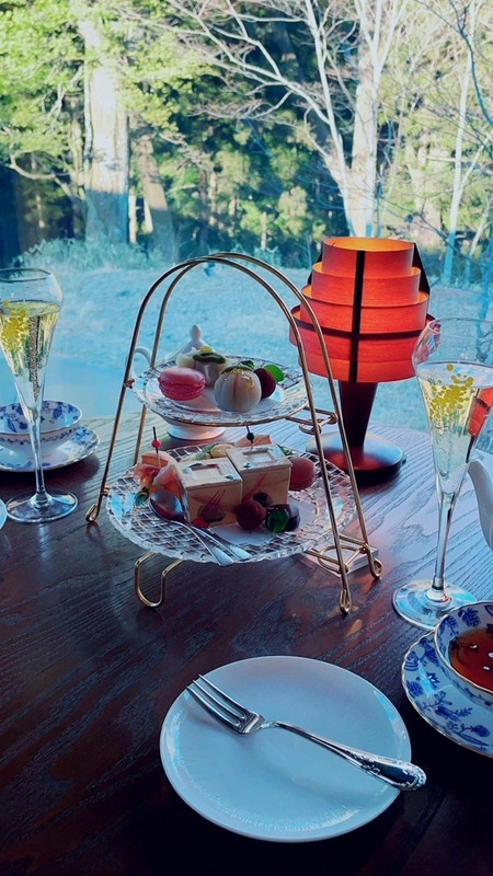 ラウンジのアフタヌーンティー②