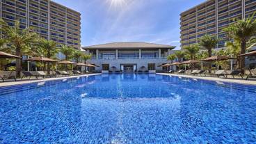 センタープール(スイートルームの宿泊者・20歳以上専用) / 5