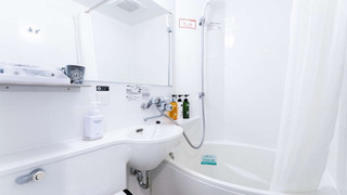 ダブルルーム 禁煙 (For 2 People) 【朝食付】カレ－食堂 心の日替わりセットメニュー