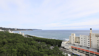 [オーシャンビュー] 客室最上階 32階ロイヤルスイートルーム/ホワイトブリーズ 禁煙