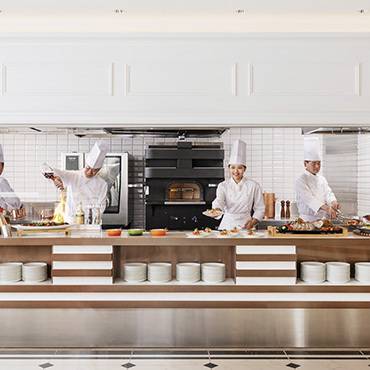 ホテルや周辺で
宝塚の思い出に残る夕食 / 3