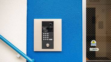 施設の入り口 / 6