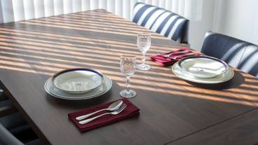 客室内のダイニングエリア / 15