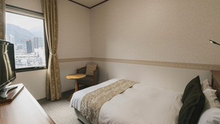 ベーシック ルーム ダブルベッド 1 台 禁煙