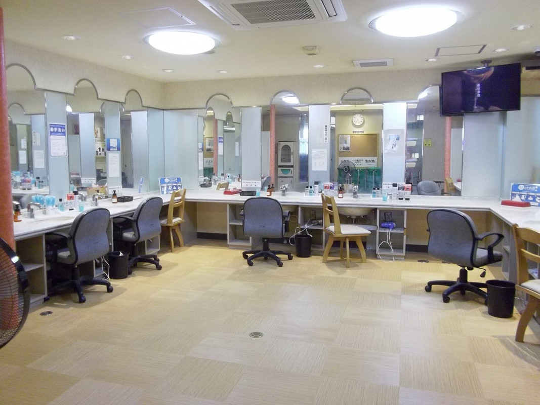 パウダールーム