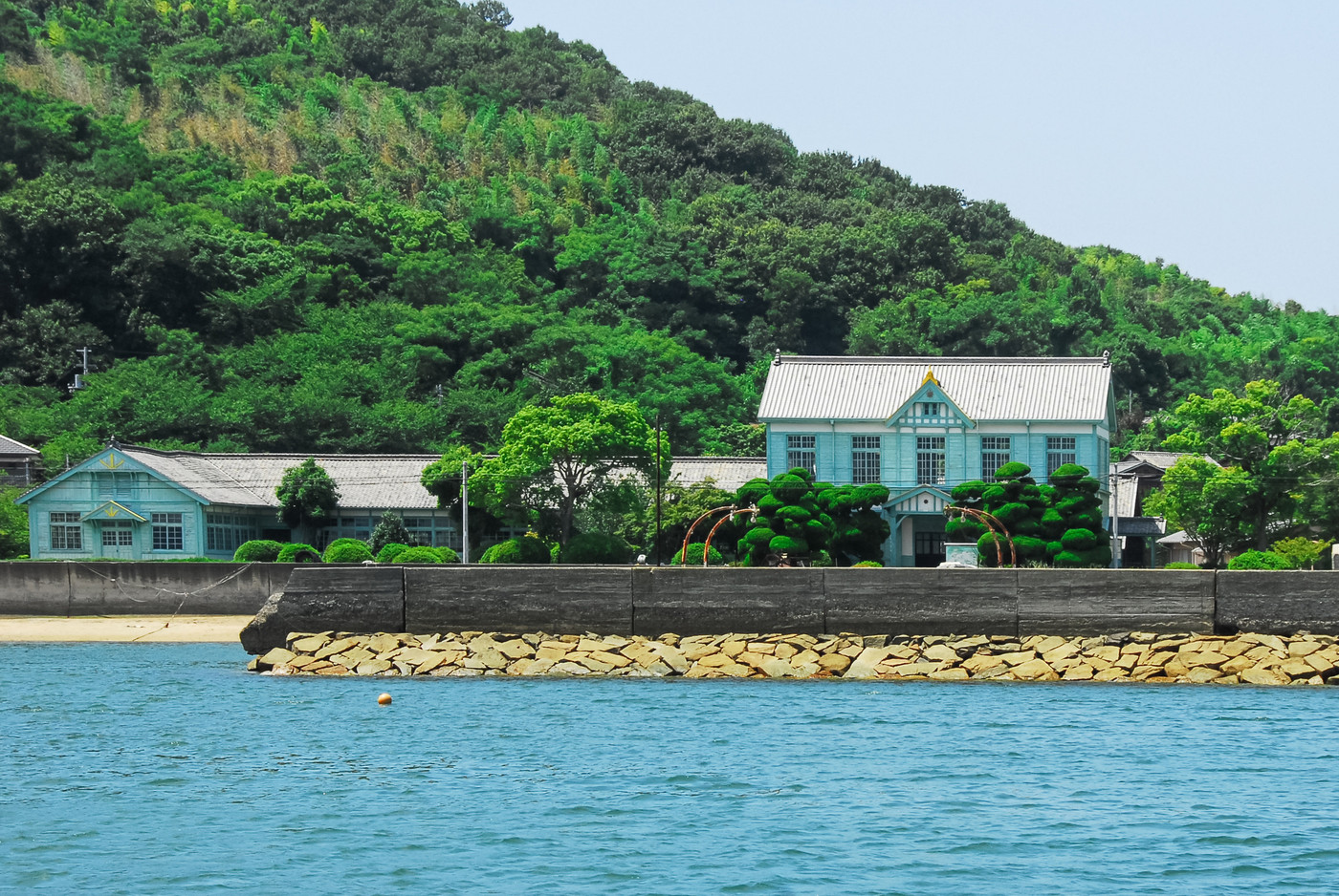日本最古の海員養成学校だった国立粟島海員学校跡を利用した粟島海洋記念館