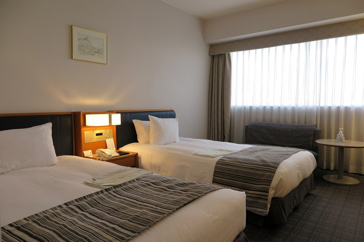 11～14階と違い、スタンダードフロアは未改装ですので…