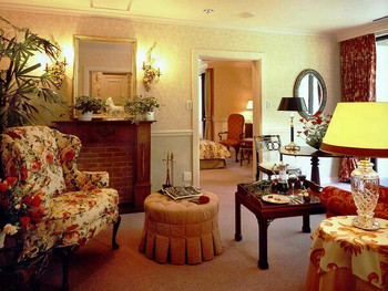 バラの花がエレガント♡「JA5 ジュニアスイートルーム Aタイプ」3692311