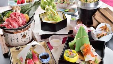 食事・飲み物 / 3