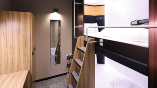 女性専用ツインキャビン(上段・下段)