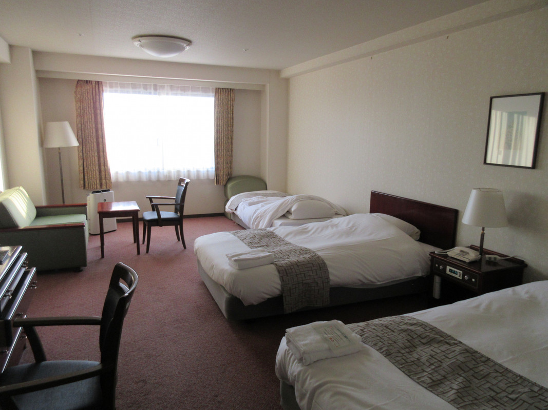 ツインベッド+エキストラベッドの客室