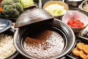 カツカレーや野菜添えでアレンジ