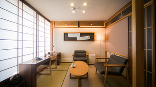 楽庵(らくあん) 温泉引き湯付き 禁煙 37 ㎡【4F】