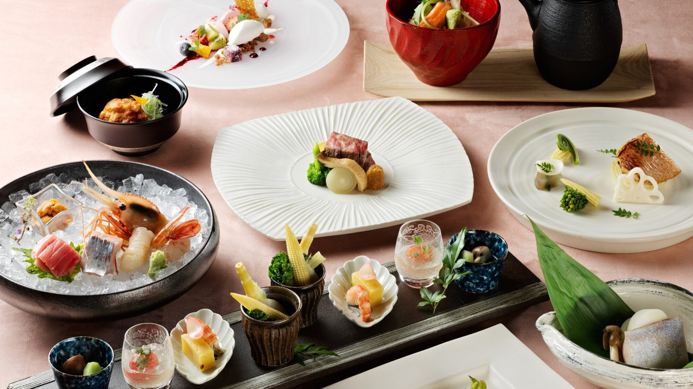 夕食／山の謌会席