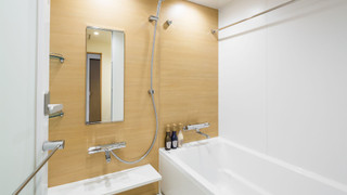 デラックス 4 人部屋 (シングルベッド 4 台)