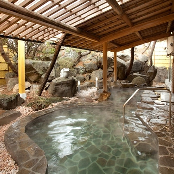 諏訪湖畔に佇む江戸より続く老舗旅館3911769