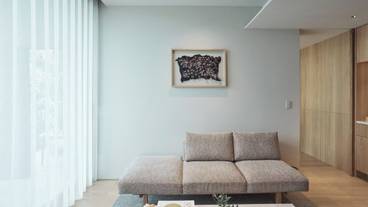 パークビュースイート + バルコニー ソファ / 3