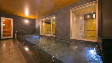 屋内スパ浴槽 / 2