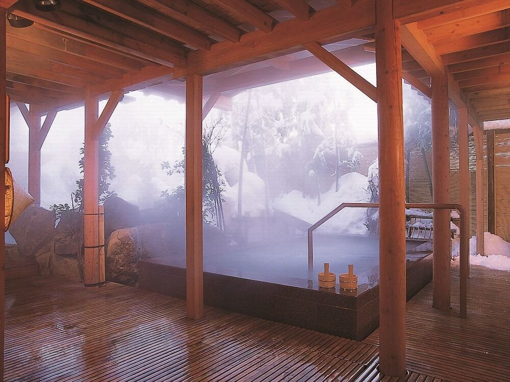 冬には雪見露天も！新幹線でサクッと行ける3397626