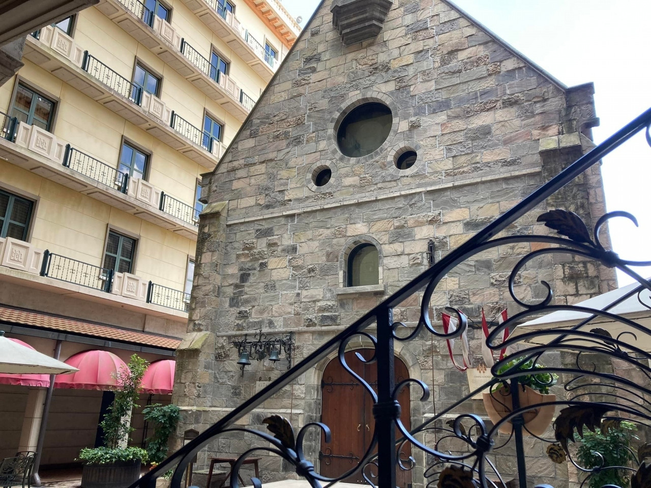 まるでヨーロッパ。海外気分の優雅な時間を過ごす4753219