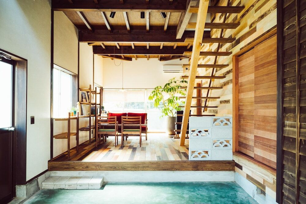 個性豊かな富山のおしゃれ宿へ3956352