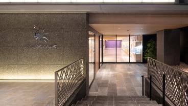 ホテルエントランス② / 3