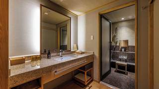 エグゼクティブ 4 人部屋