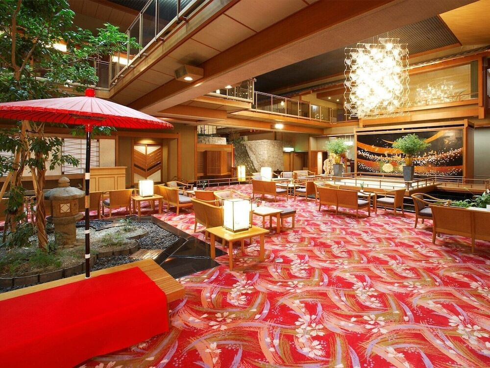 ロビーラウンジ「胡蝶」①